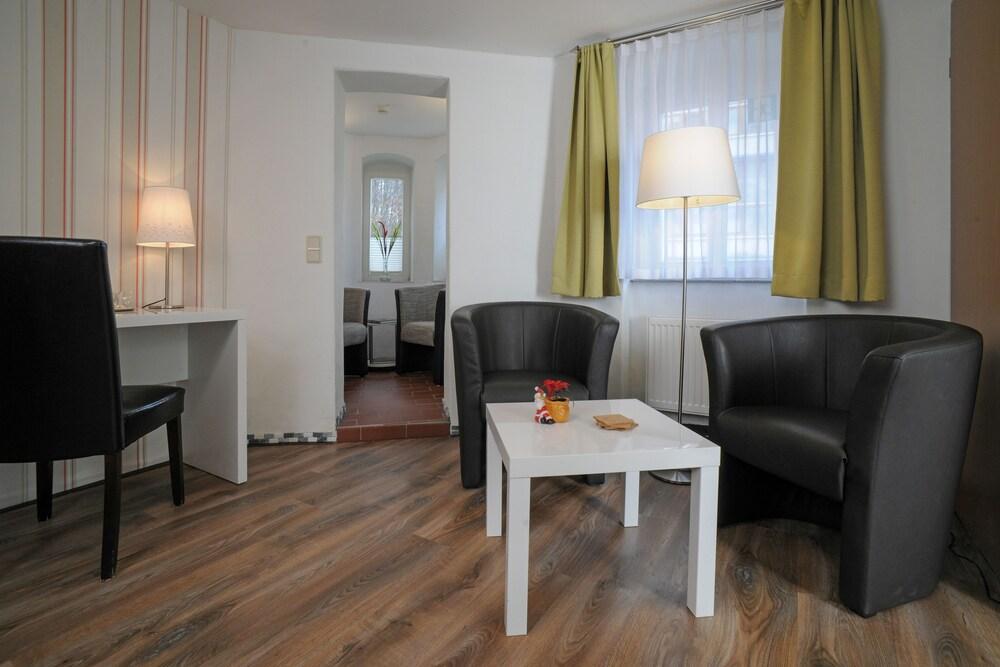 Le Petit Palais - Hotel/Pension Bad Suderode Eksteriør billede